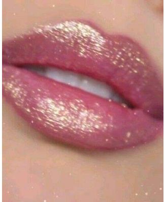 رژلب مایع شاین دار-Strawberry-Pink